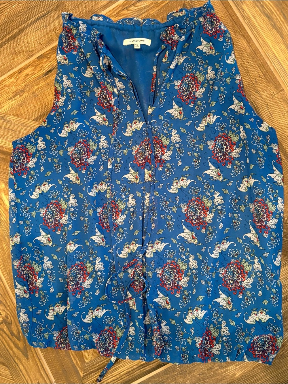 Max Studio Blue Floral Tie-Front Blouse with bubble hem